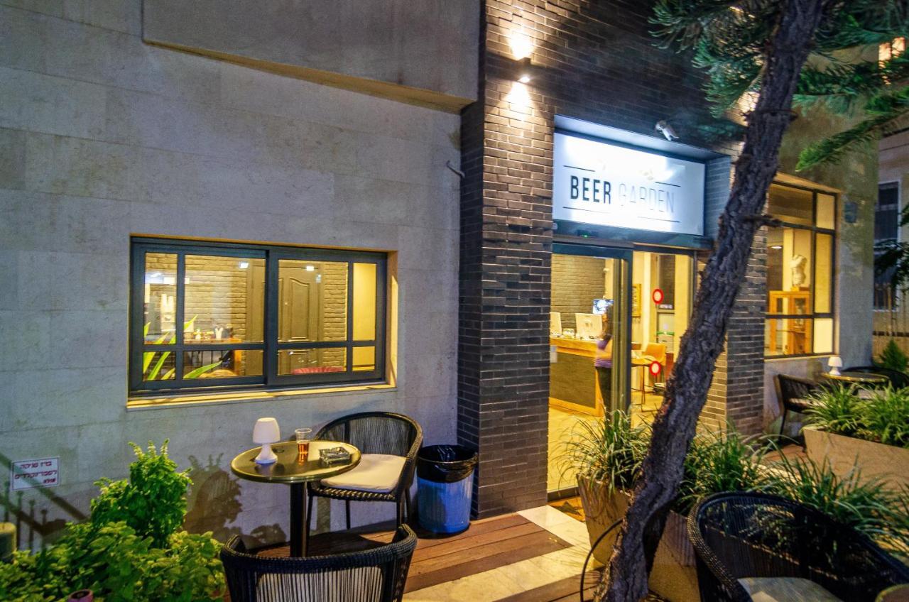 Beer Garden Hotel Tel Aviv Exterior photo