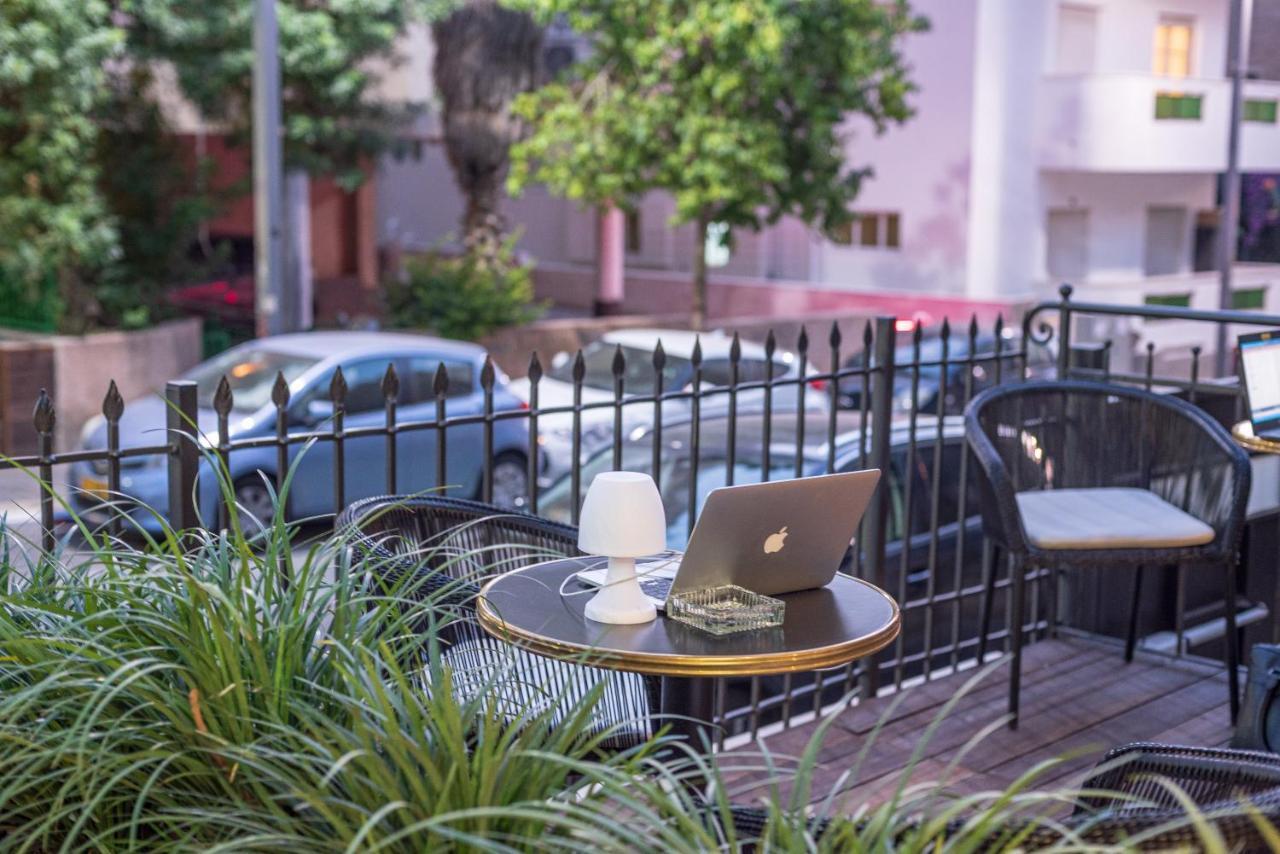 Beer Garden Hotel Tel Aviv Exterior photo