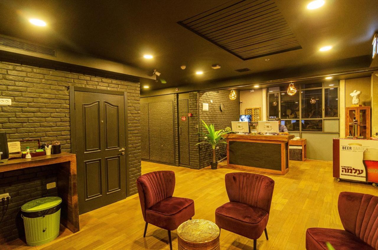 Beer Garden Hotel Tel Aviv Exterior photo