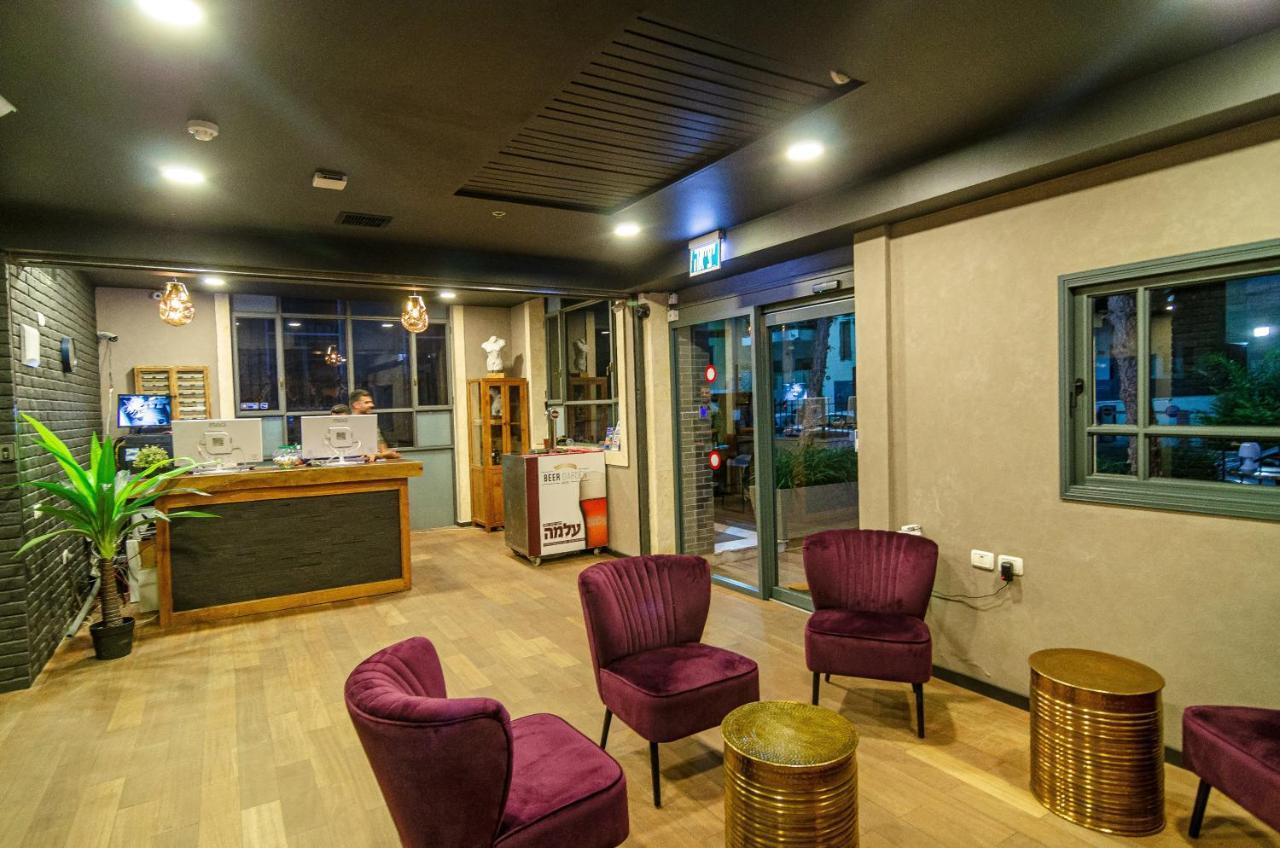 Beer Garden Hotel Tel Aviv Exterior photo